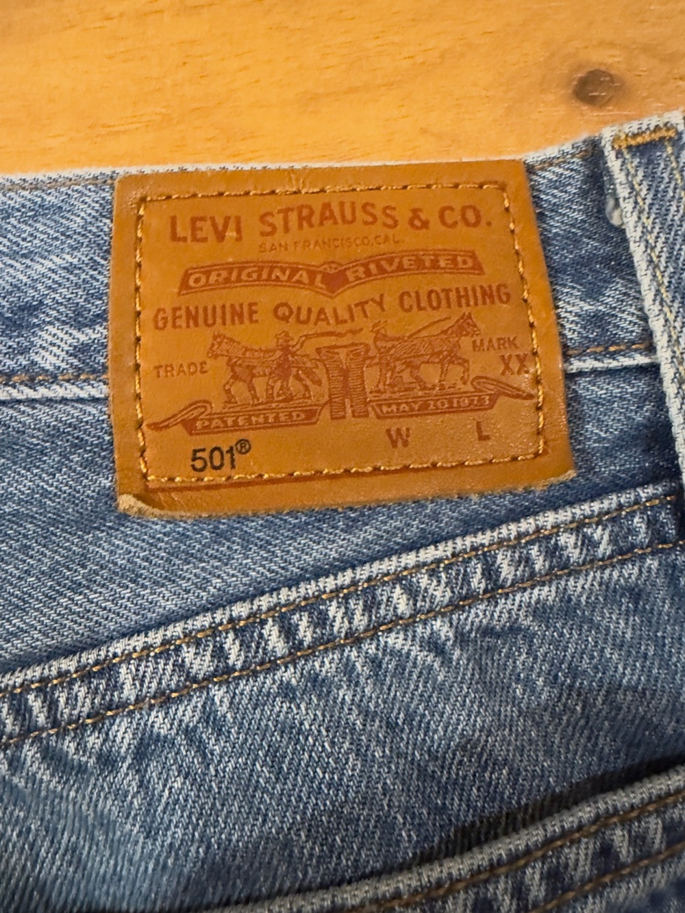 Levi’s 501 Big E Original Straight Leg Jeans Women’s Frayed Hem Button Fly Denim - Picture 3 of 10